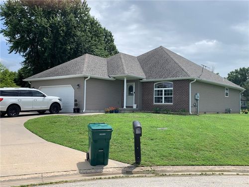 511 S Brooklyn Ct, Frontenac, KS, 66763-2384 | Card Image