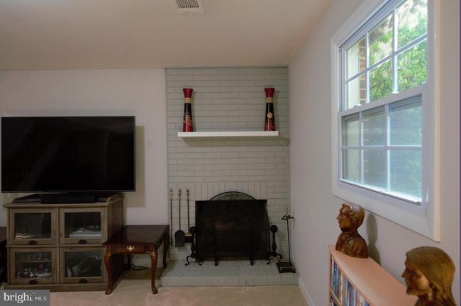6403 Limerick Ct, House other with 4 bedrooms, 3 bathrooms and null parking in SPRINGFIELD VA | Image 35