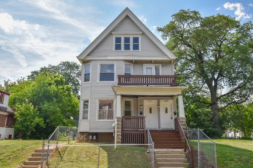 2135 N 44th St, Milwaukee, WI, 53208-1217 | Card Image