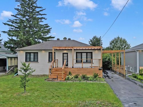 270 Brighton Ave, North York, ON, M3H4E9 | Card Image