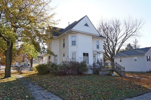 1032 Walnut St, Osage, IA, 50461-1640 | Card Image