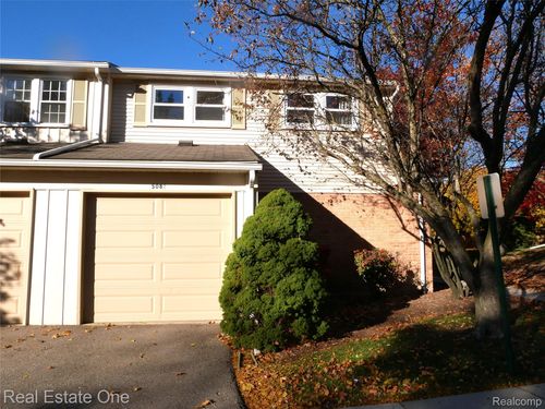 5082 Buckingham, Troy, MI, 48098-2602 | Card Image