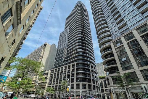 701-25 Carlton St, Toronto, ON, M5B1L4 | Card Image
