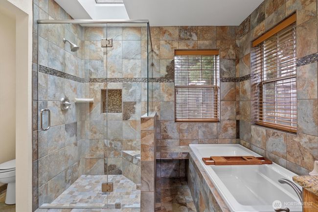 Heated floors, large soaker and frameless shower door | Image 21