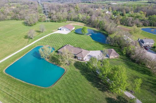 1490 Bethel New Richmond Rd, New Richmond, OH, 45157-9564 | Card Image