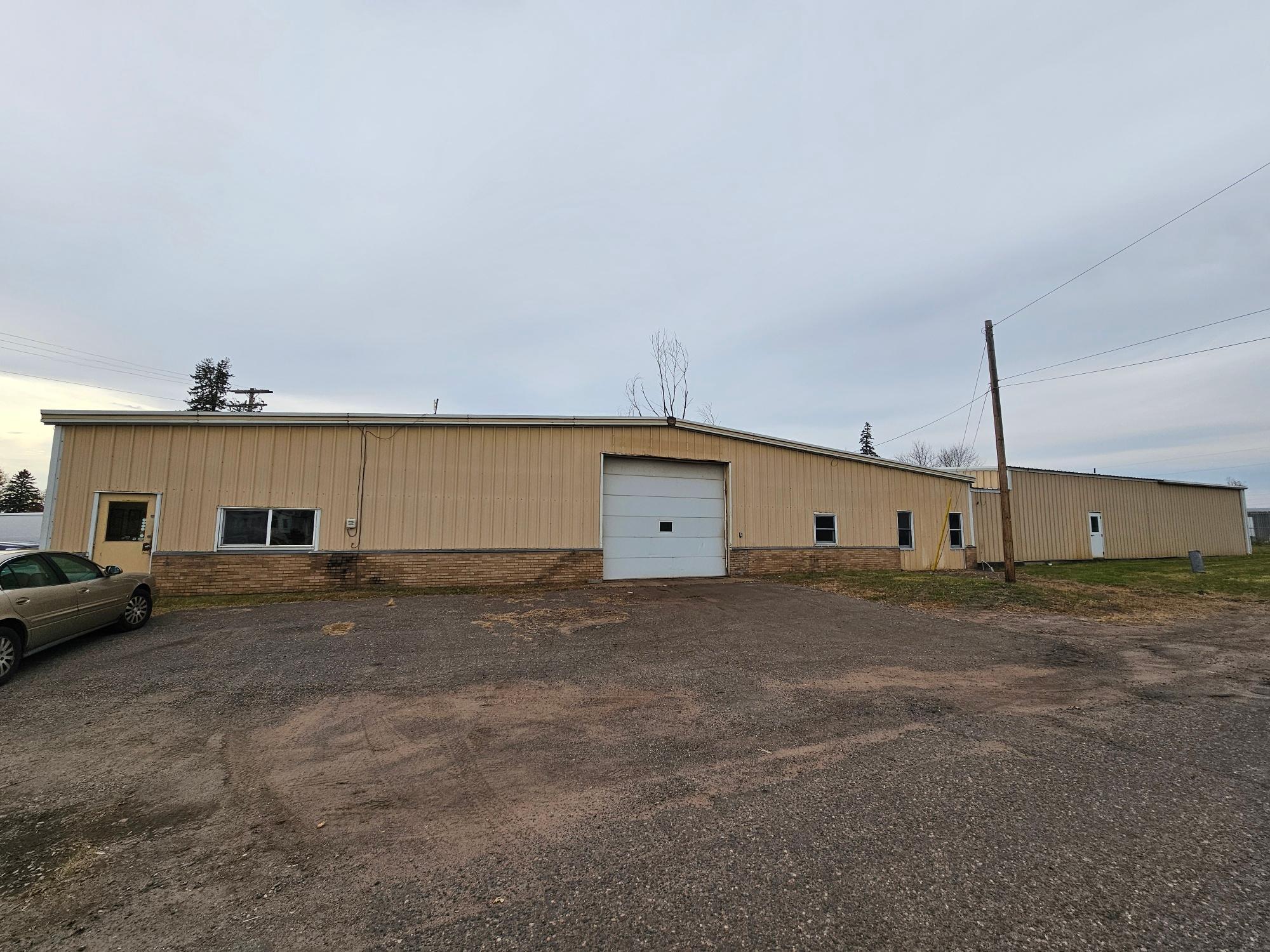 312 Beechwood S Ave, Braham, MN 55006