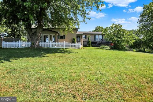 55 Groff Rd, Annville, PA, 17003-8531 | Card Image