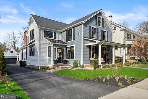 172 Lafayette St, DOYLESTOWN, PA, 18901-4062 | Card Image