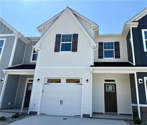 719 Flatrock Ln, Chesapeake, VA, 23320-3230 | Card Image