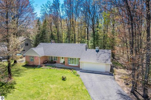 9191 E Tottenham Drive, Traverse City, MI, 49685 | Card Image