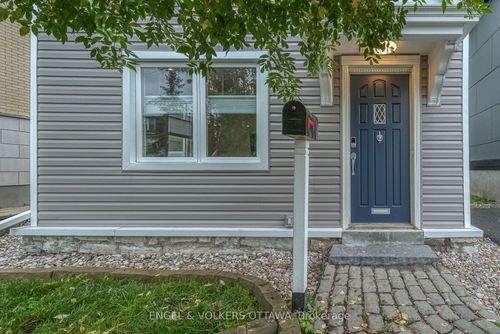 379 Madison Ave, Ottawa, ON, K2A0B6 | Card Image