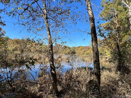 147 Peninsula Ln, Bullock, NC, 27507-8002 | Card Image