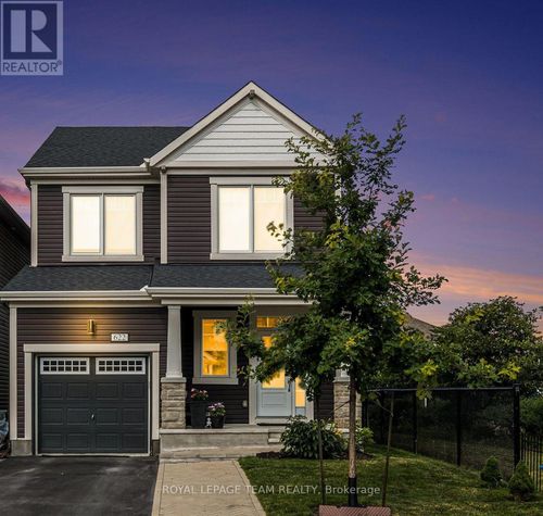 622 Malahat Way, Stittsville, ON, K2V0J7 | Card Image