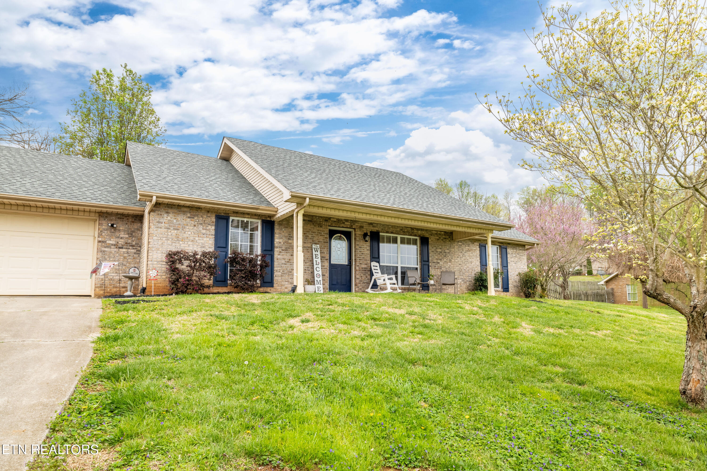 Smedely D Butler Dr, Maryville, TN 37803