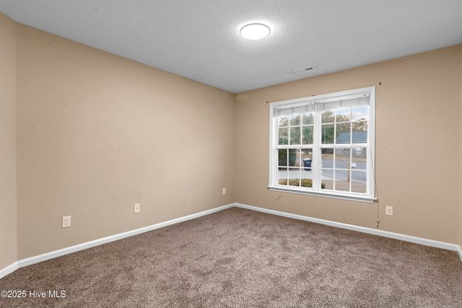 401 Pebble Ln, House other with 3 bedrooms, 2 bathrooms and 2 parking in Jacksonville NC | Image 15
