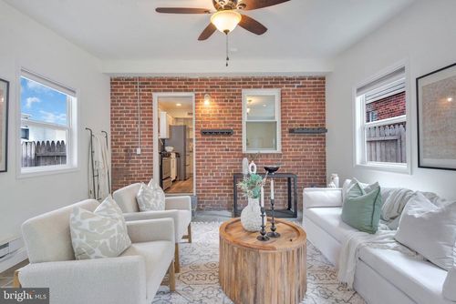 2842 30th St Ne, WASHINGTON, DC, 20018-1447 | Card Image