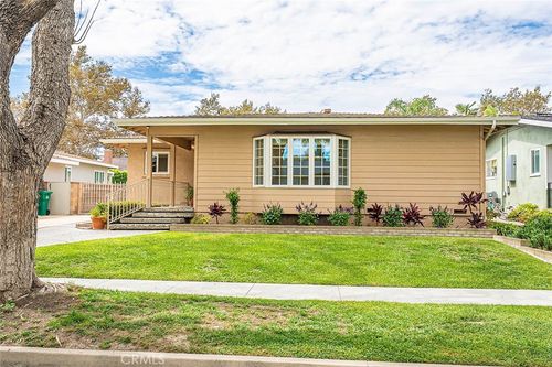 2541 Ostrom Ave, Long Beach, CA, 90815-2423 | Card Image
