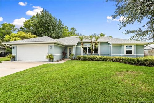 530 Se Woods Edge Trl, Stuart, FL, 34997-6374 | Card Image