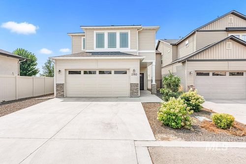 2193 S Hills Ave, Meridian, ID, 83642-7363 | Card Image