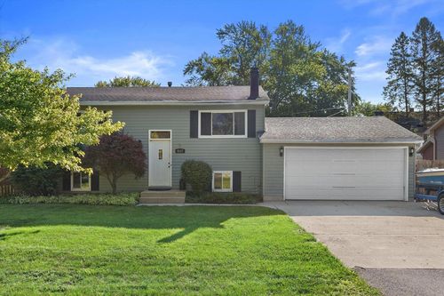 8117 107th Avenue, Pleasant Prairie, WI, 53158 | Card Image