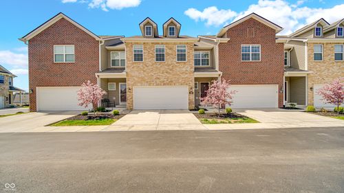 unit-101-11436 Mossy Ct, Fishers, IN, 46037-7653 | Card Image