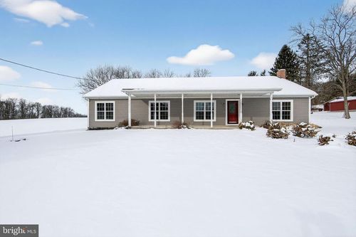 3211 Coventryville Rd, POTTSTOWN, PA, 19465-8529 | Card Image