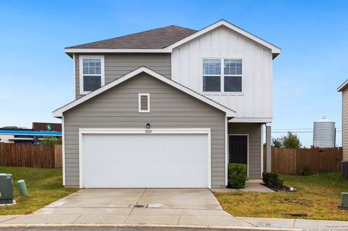 5535 Rue Girard, Converse, TX, 78109 | Card Image