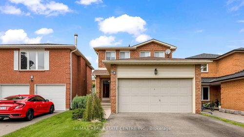 74 Willerton Close, Brampton, ON, L6V4J2 | Card Image