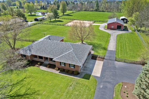 12282 N Grove Rd, Sycamore, IL, 60178-9014 | Card Image