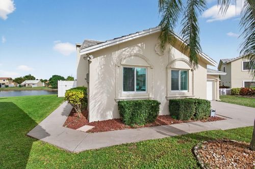 6425 96th Pl S, Boynton Beach, FL, 33437-2840 | Card Image