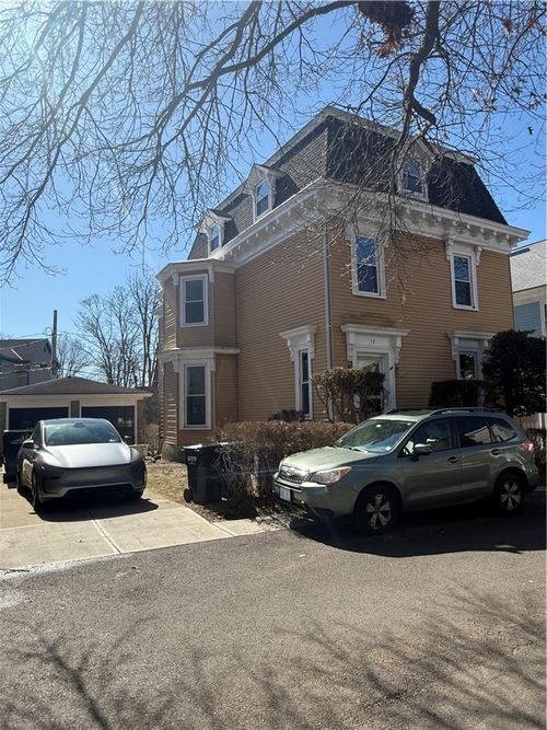 1-12 Park Street, Newport, RI, 02840 | Card Image