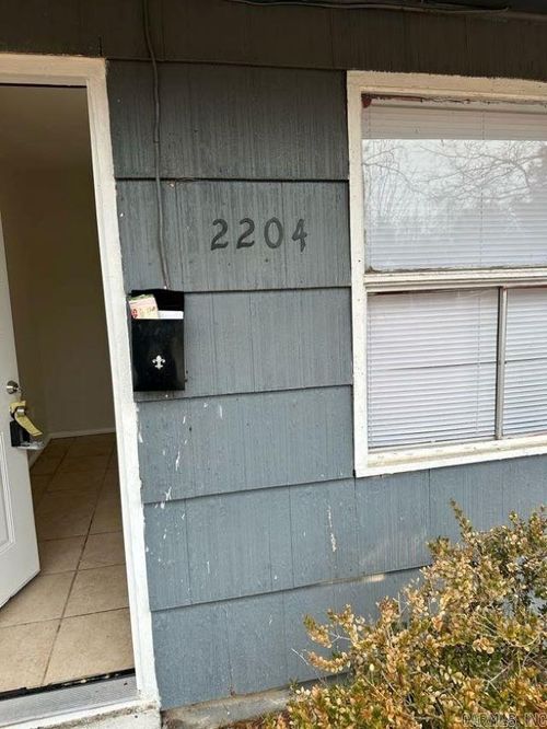 2204 Howard Dr, Pine Bluff, AR, 71603-3834 | Card Image