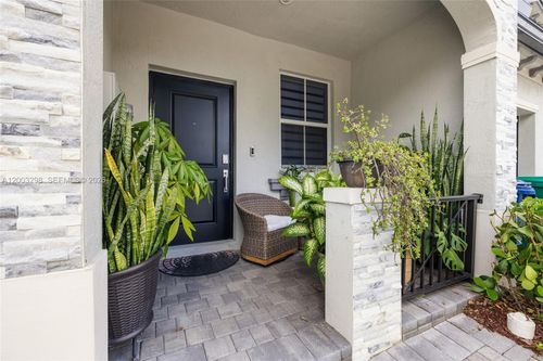 28993 Sw 162nd Ct, Homestead, FL, 33033-4102 | Card Image