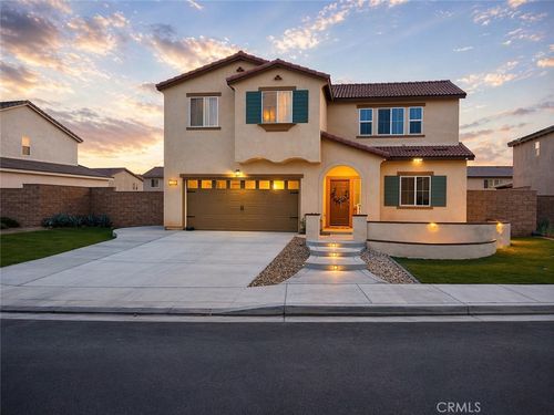 28437 Pinon Court, Winchester, CA, 92596 | Card Image