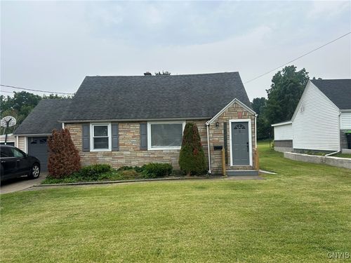 5 Beechwood Rd, New Hartford, NY, 13413-2716 | Card Image