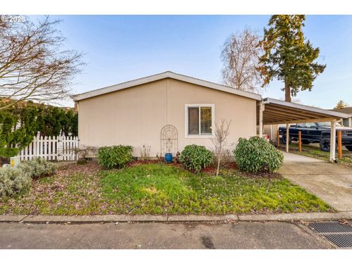 15-1111 Se 3rd Ave, Canby, OR, 97013-4555 | Card Image