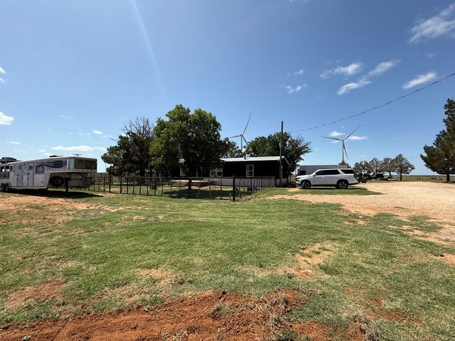447 W Fm 1606, House other with 3 bedrooms, 2 bathrooms and 2 parking in Ira TX | Image 48