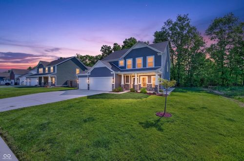 48 Manchester Dr, Trafalgar, IN, 46181-9550 | Card Image