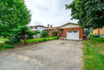 119 White Pine Cres, House other with 3 bedrooms, 2 bathrooms and 3 parking in Waterloo ON | Image 1