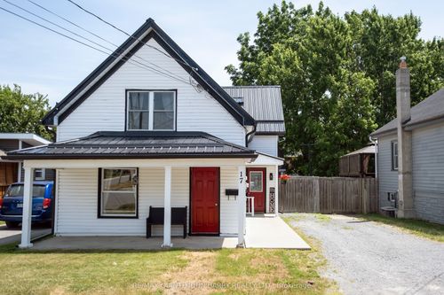 17 James St, Trenton, ON, K8V2W8 | Card Image