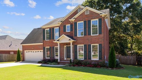 215 Pebblebrook Dr, Madison, AL, 35758-7333 | Card Image