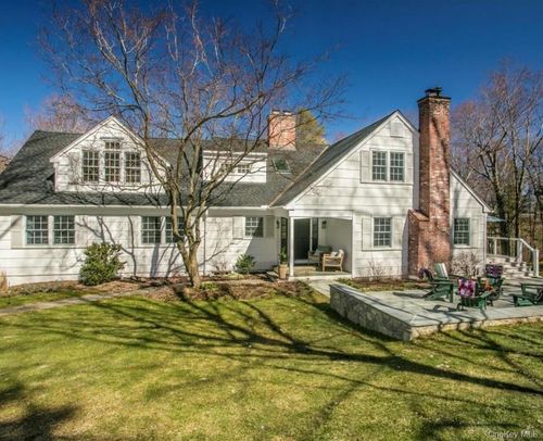 5 Hoffman Rd, Mount Kisco, NY, 10549-3726 | Card Image