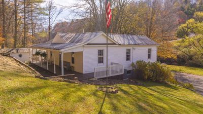 4900 Dugspur Rd, Home with 2 bedrooms, 1 bathrooms and null parking in Dugspur VA | Image 2