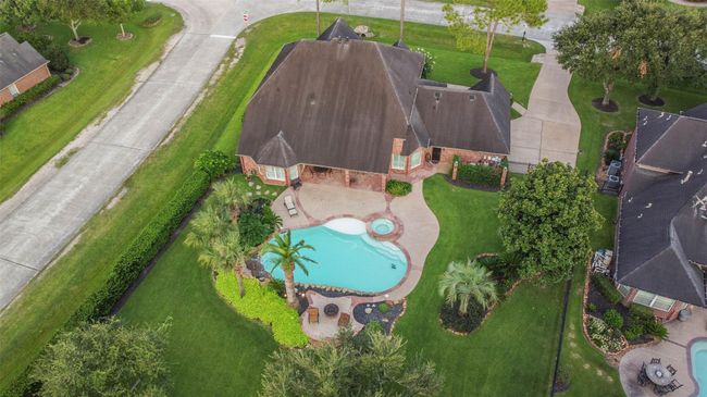 3702 Pine Chase Dr, House other with 4 bedrooms, 4 bathrooms and 3 parking in Pearland TX | Image 45