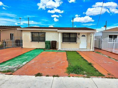 1-4596 E 8th Ct, Hialeah, FL, 33013-2002 | Card Image