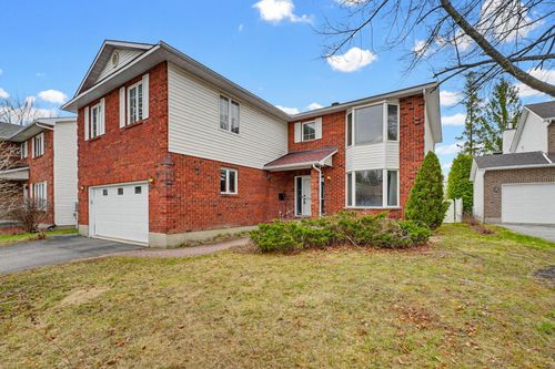 6 Rue Des Farfadets, Gatineau, QC, J9A2R3 | Card Image