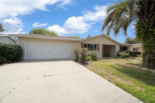 ROAD - 8450 Sw 115 Th Street Rd, House other with 3 bedrooms, 2 bathrooms and 2 parking in OCALA FL | Image 5