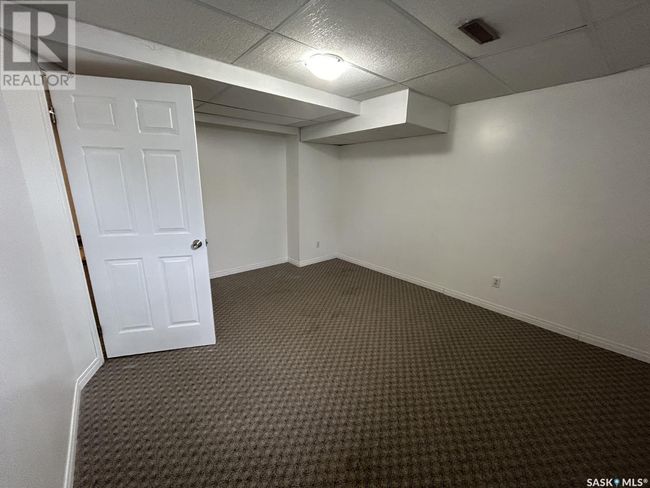 142 3rd St W, House other with 5 bedrooms, 2 bathrooms and null parking in Coronach SK | Image 19