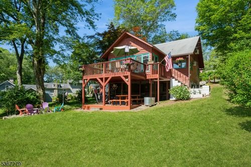 2 Hazelnut Dr, Newton, NJ, 07860-6893 | Card Image