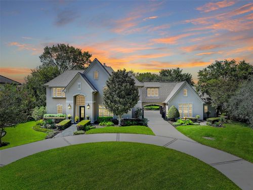 110 Century Dr, Friendswood, TX, 77546-5561 | Card Image